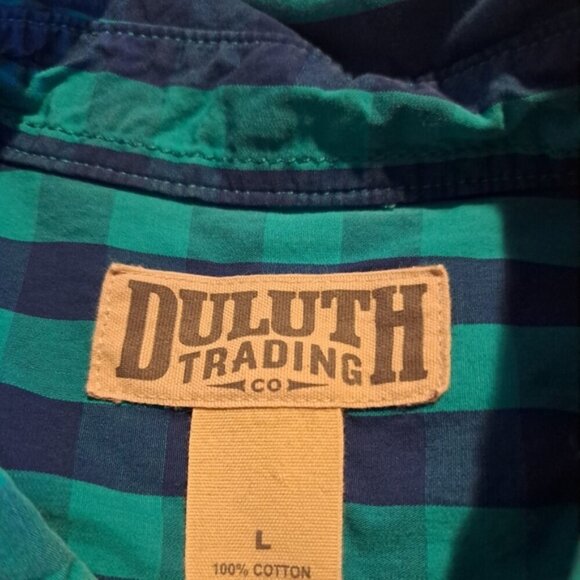 Duluth Trading Co men's size Large blue and dark teal check short sleeve shirt - Picture 3 of 6